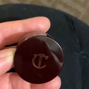 Charlotte Tilbury eyes to mesmerize in Rose Gold